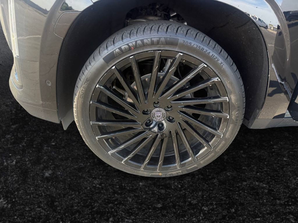 Used 2021 Cadillac Escalade Sport w/ Heavy-Duty Trailer Package image 9