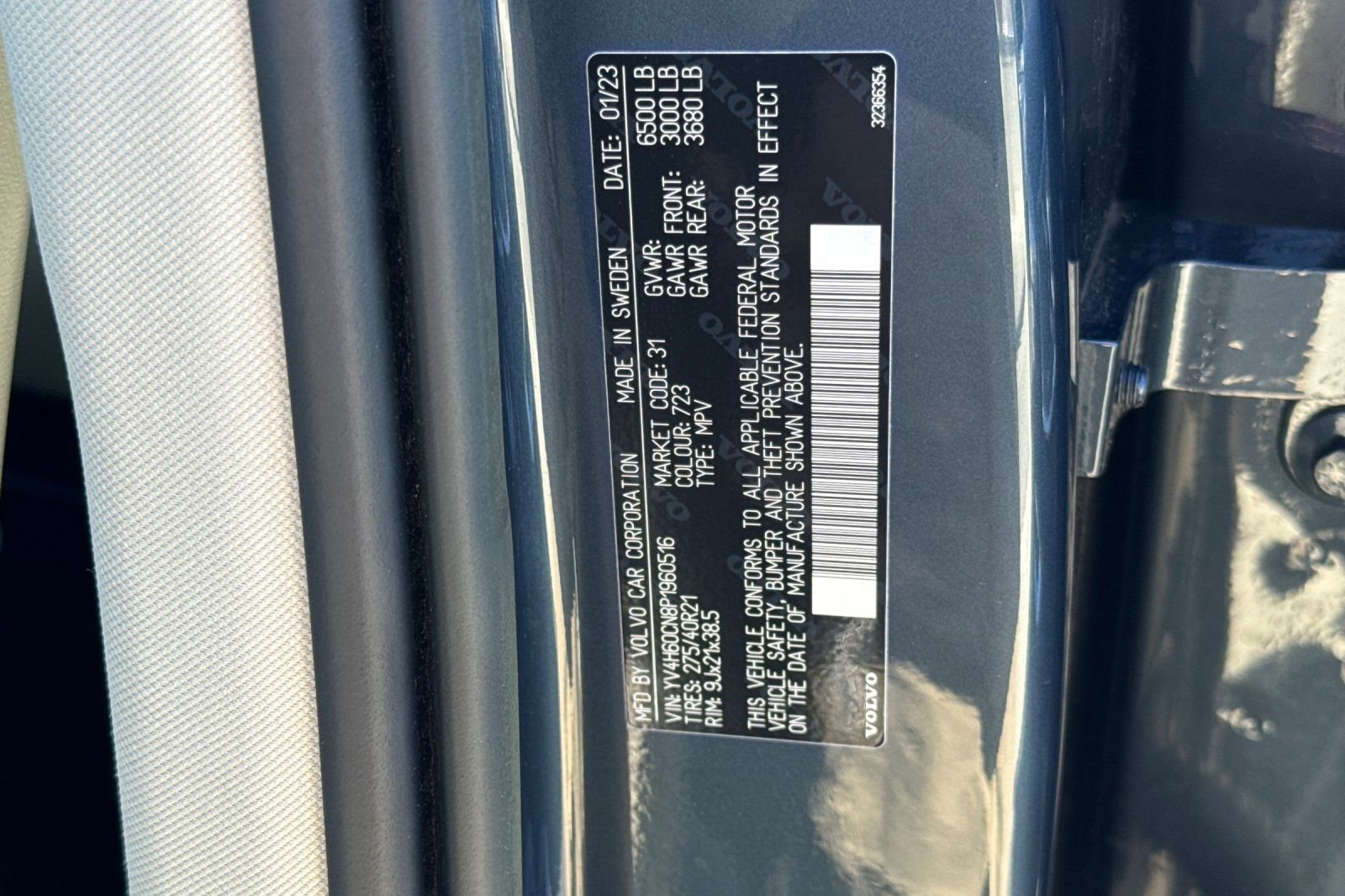 Used 2023 Volvo XC90 T8 Plus image 32