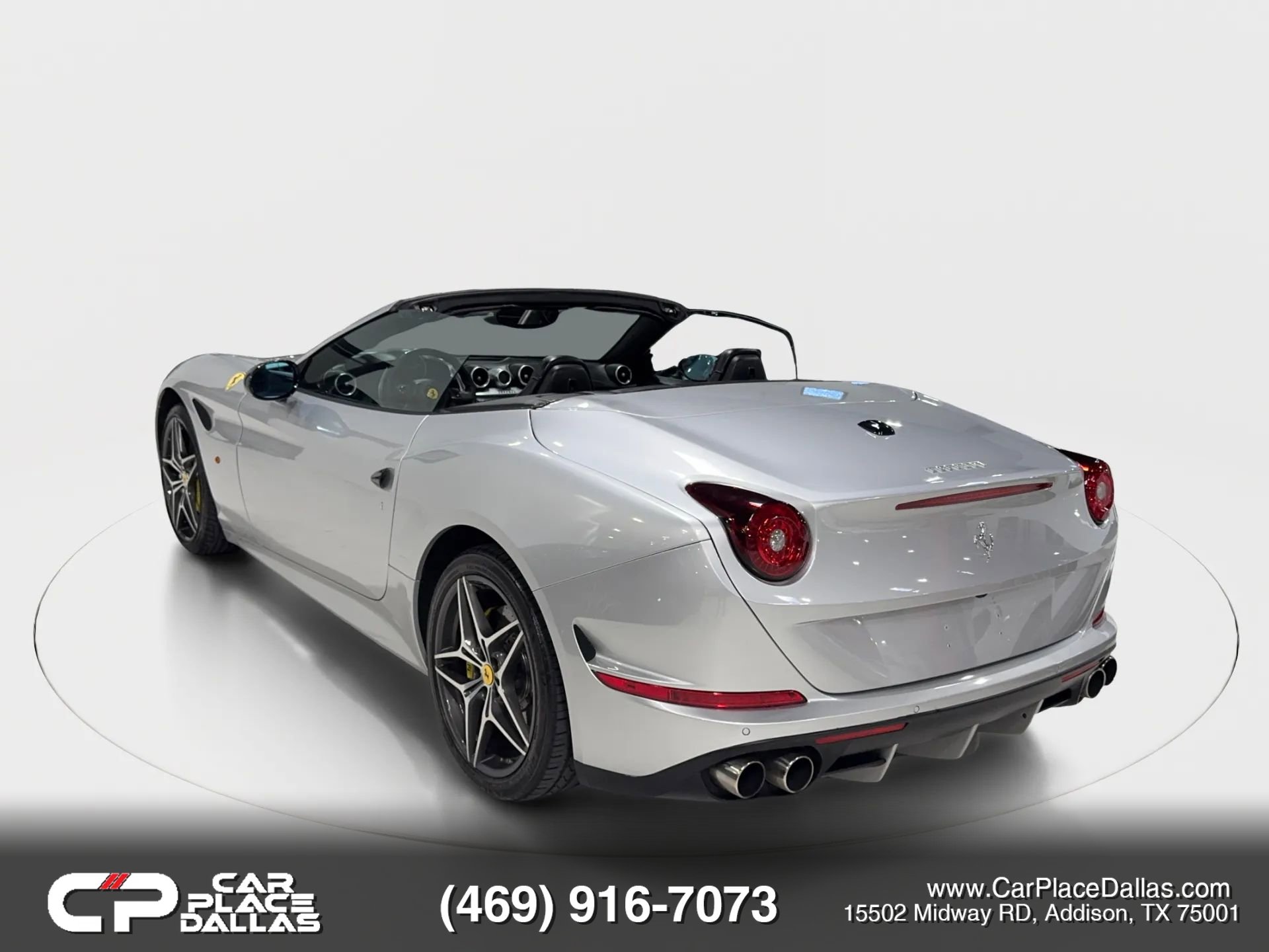 Used 2016 Ferrari California T image 9