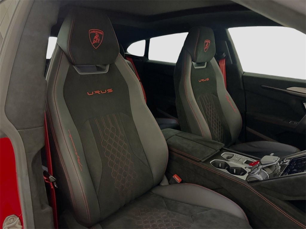 Used 2023 Lamborghini Urus Performante image 31