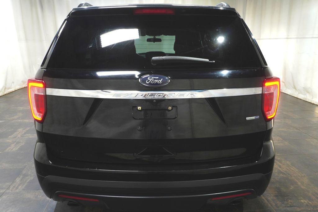 Used 2017 Ford Explorer 4WD image 5