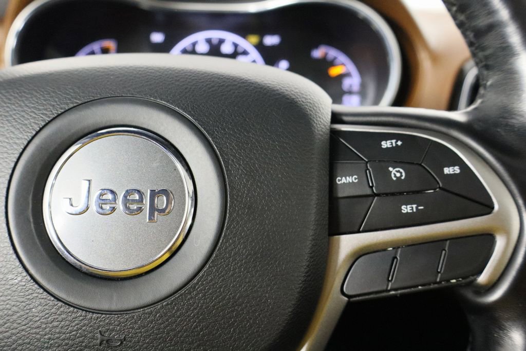 Used 2021 Jeep Grand Cherokee Overland image 10