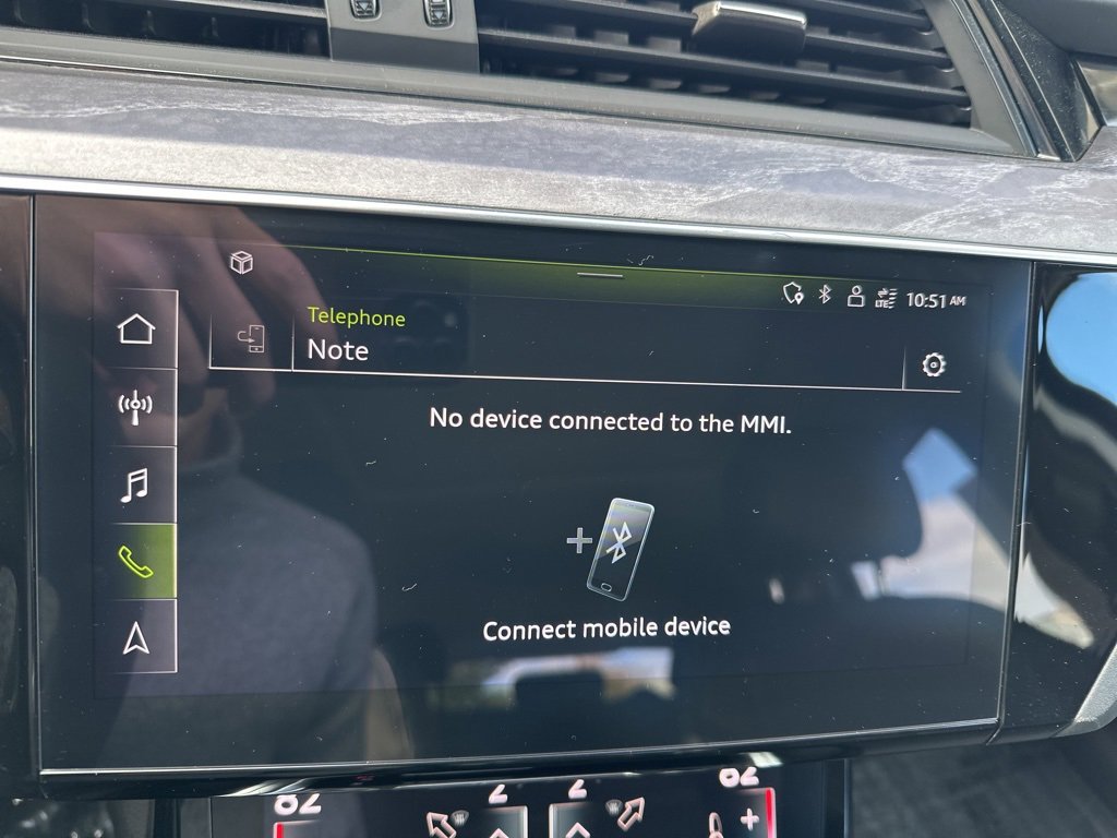 Used 2024 Audi Q8 e-tron Prestige image 42