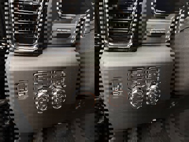 New 2026 GMC Sierra 2500 Denali Ultimate w/ Max Trailering Package image 16