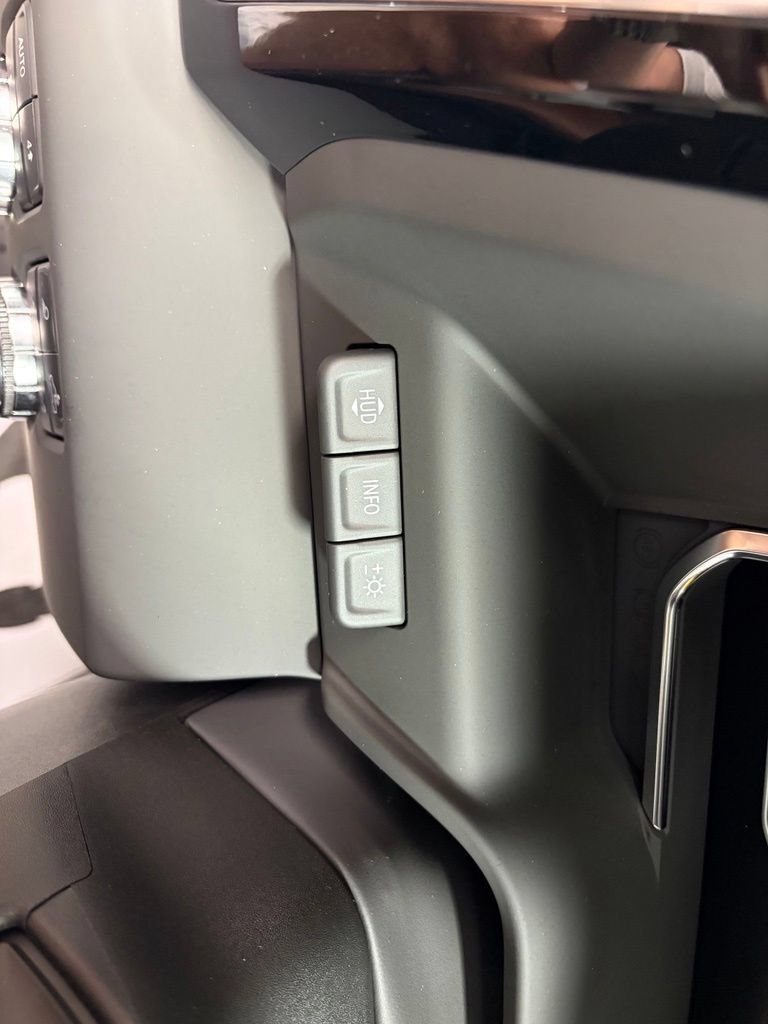 Used 2025 GMC Sierra 2500 Denali Ultimate AWD/4WD image 17