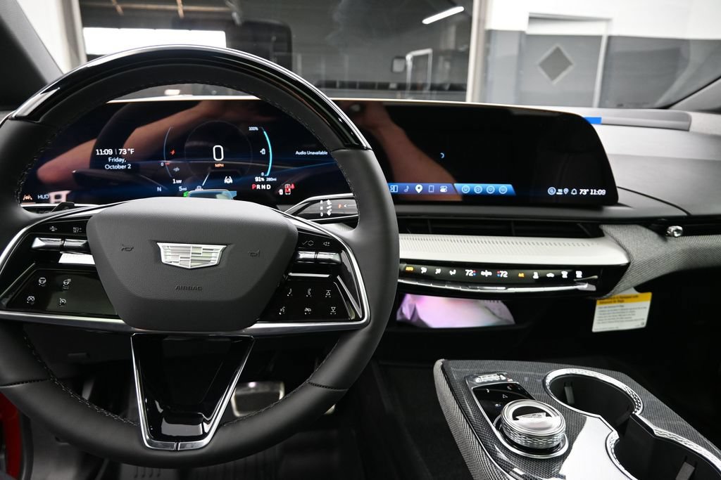 New 2027 Cadillac Optiq Premium Luxury w/ LPO, Floor Liner Package AWD/4WD image 12
