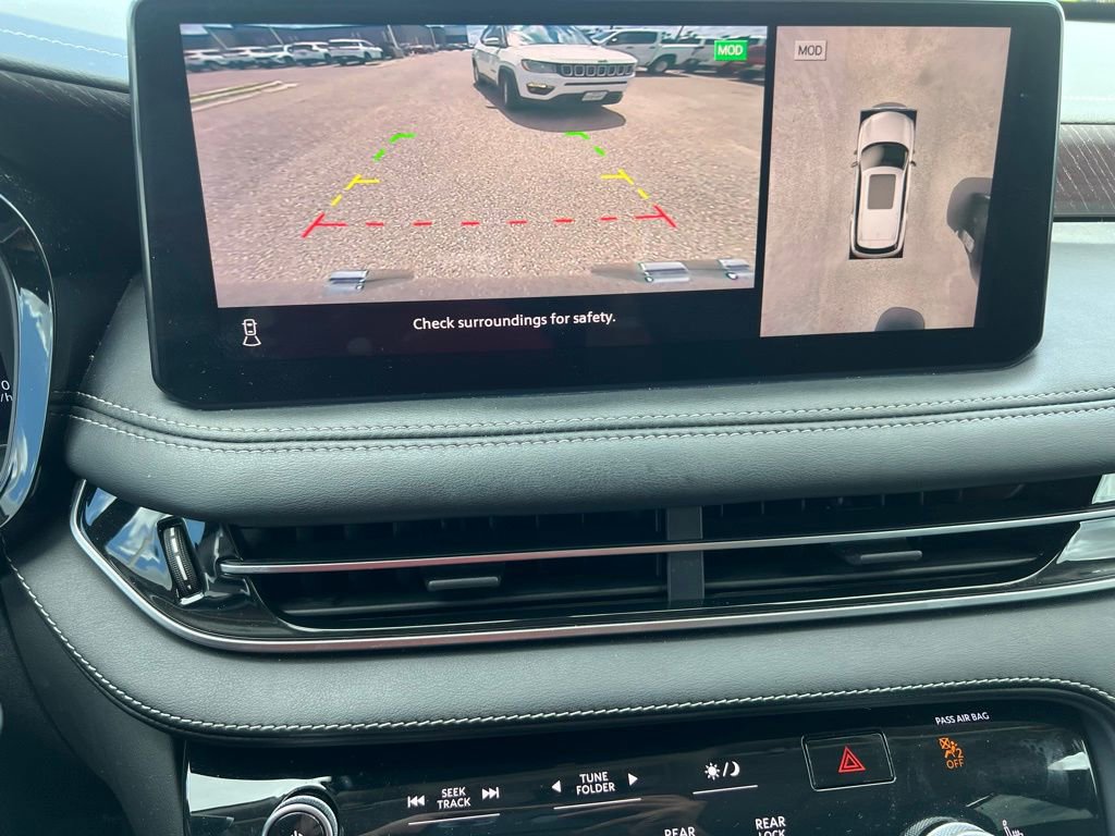 Used 2023 INFINITI QX60 Sensory w/ Vision Package AWD/4WD image 8