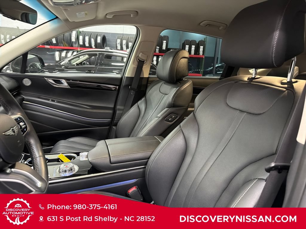 Used 2025 Genesis GV80 2.5T Standard AWD/4WD image 15