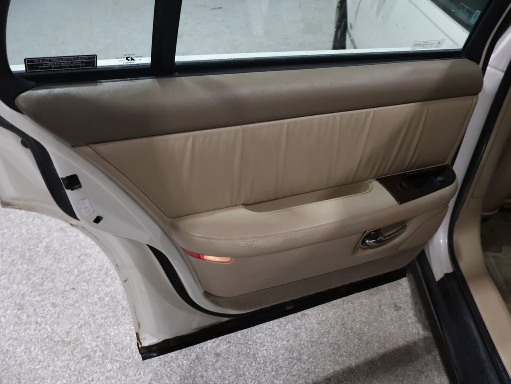 Used 2004 Buick Park Avenue w/ Prestige Feature Package FWD image 21