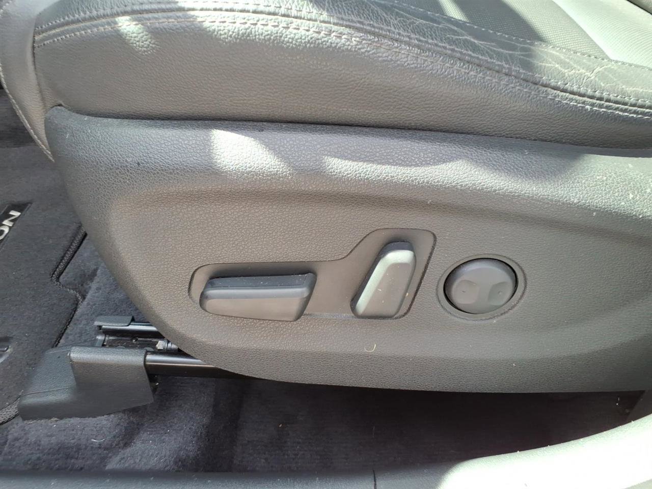 Used 2016 Hyundai Tucson Limited w/ Option Group 03 image 11