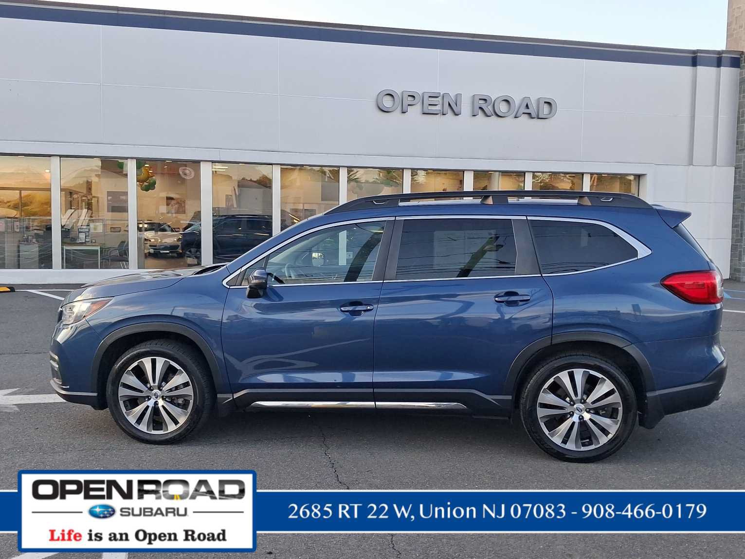 Used 2022 Subaru Ascent Limited w/ Technology Package AWD/4WD image 8