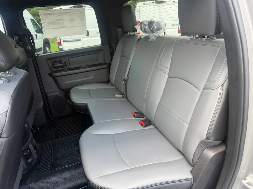 New 2026 RAM 3500 Tradesman w/ Chrome Appearance Group A AWD/4WD image 33