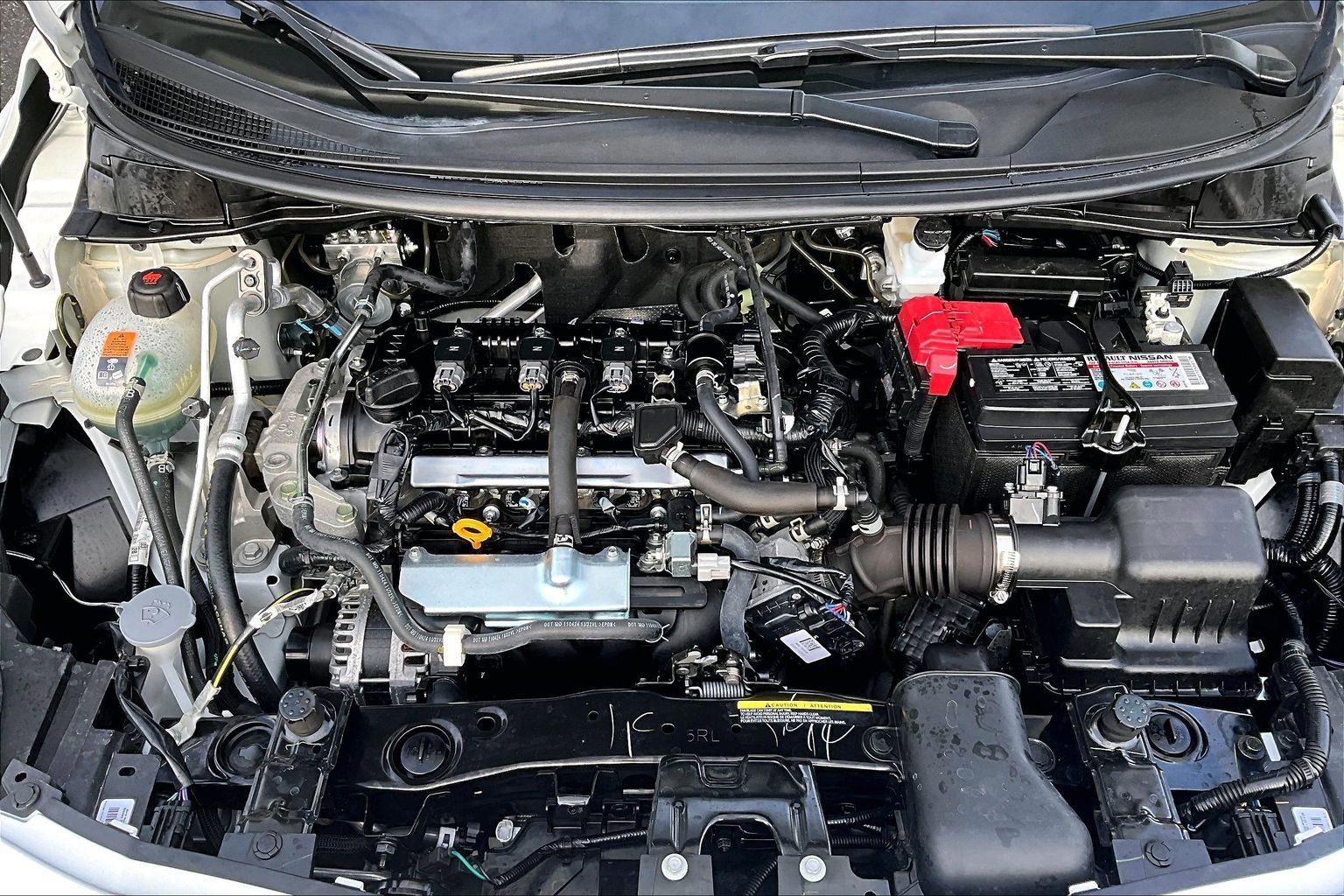 Used 2025 Nissan Versa S w/ Trunk Package image 28