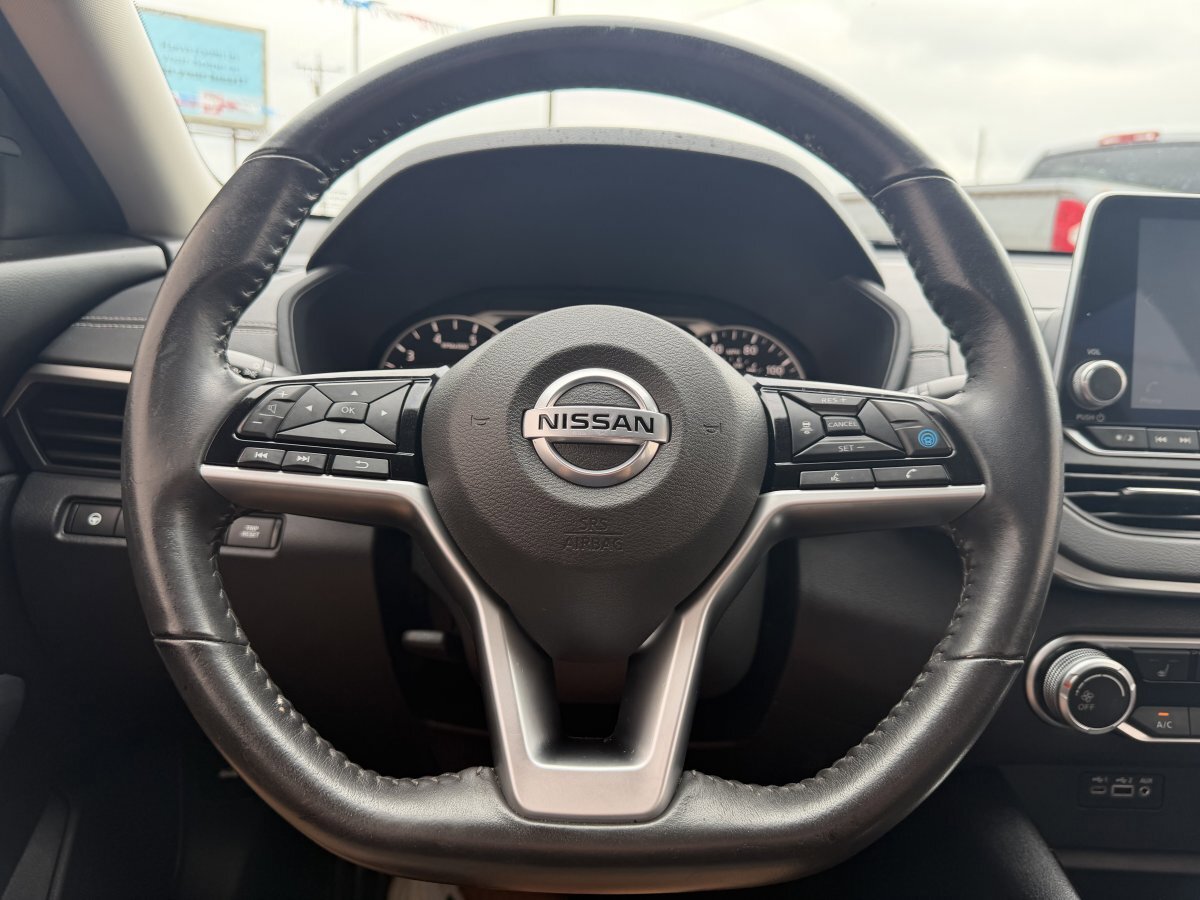 Used 2021 Nissan Altima 2.5 SV w/ SV Premium Package FWD image 34