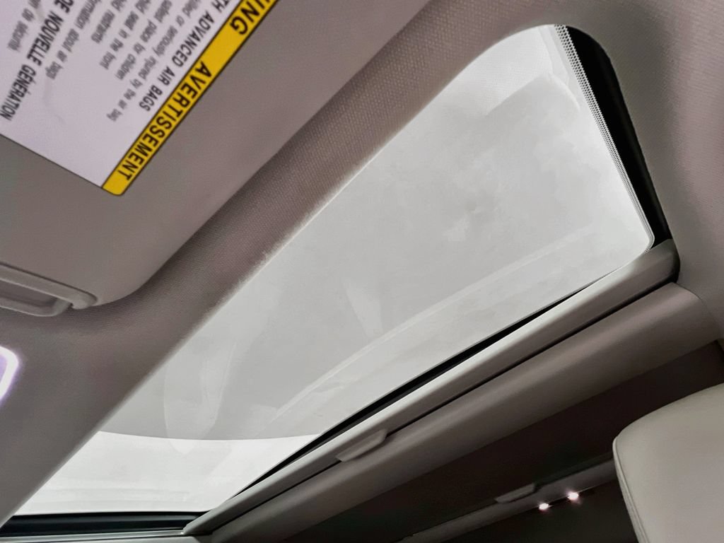 Certified 2024 Toyota Prius XLE AWD/4WD image 19