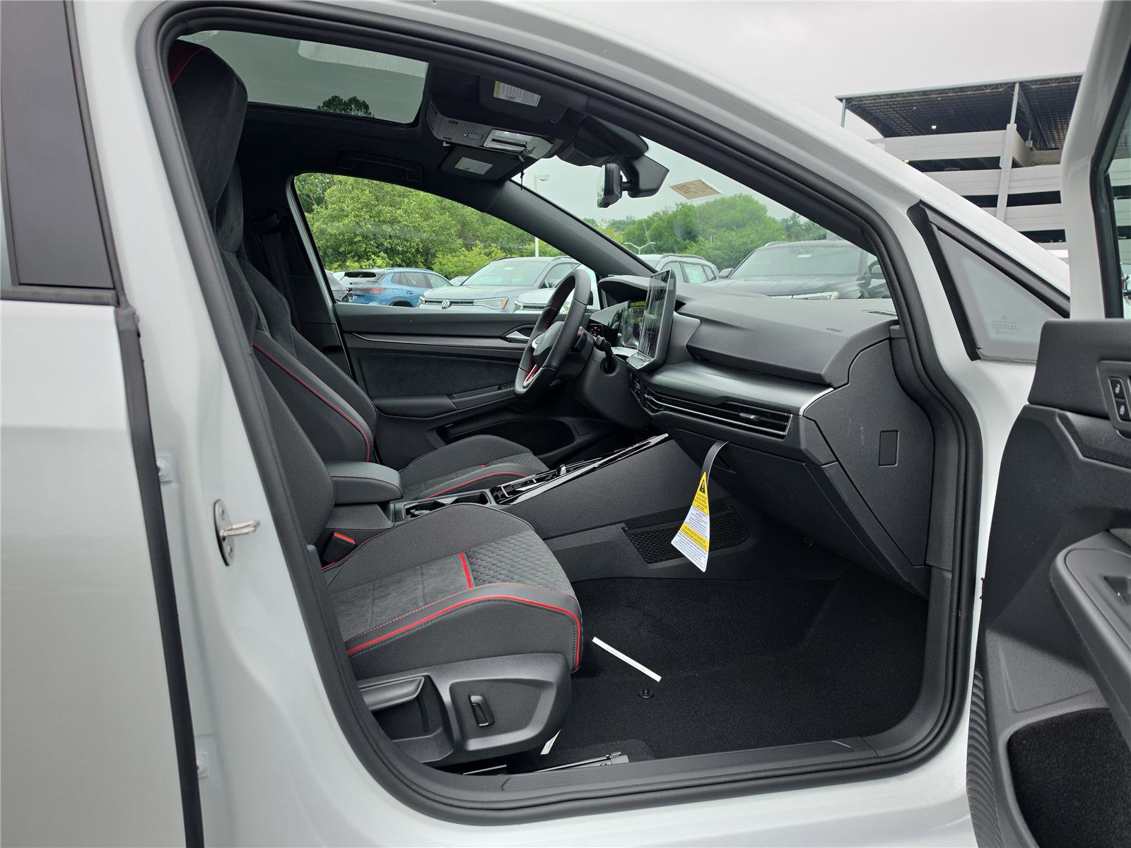 New 2026 Volkswagen GTI SE FWD image 24