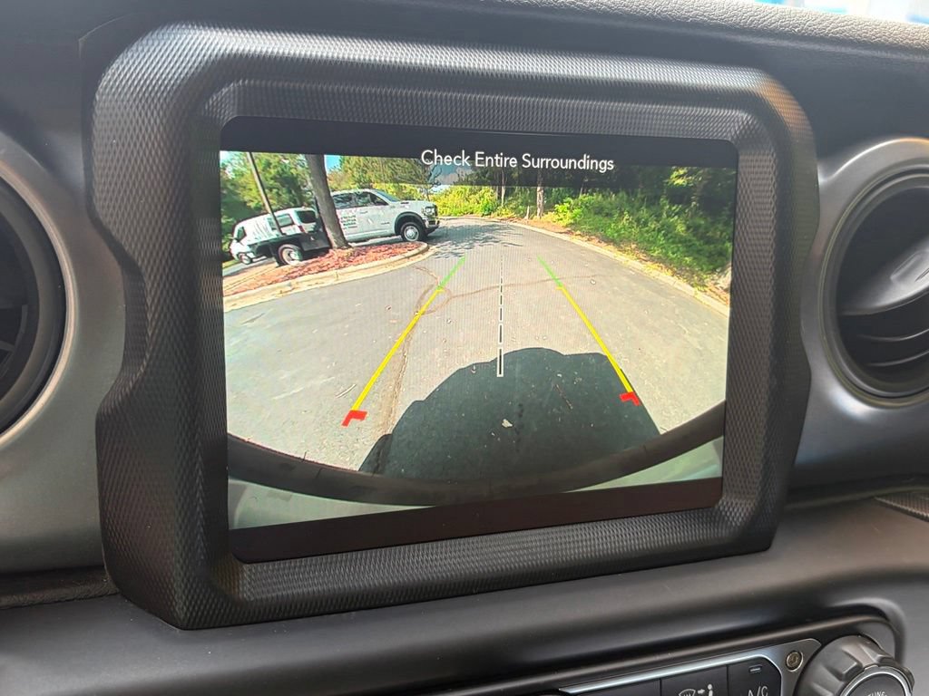Used 2021 Jeep Wrangler Sport AWD/4WD image 13