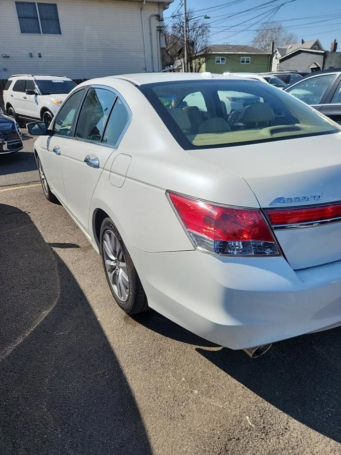 Used 2012 Honda Accord EX-L image 6