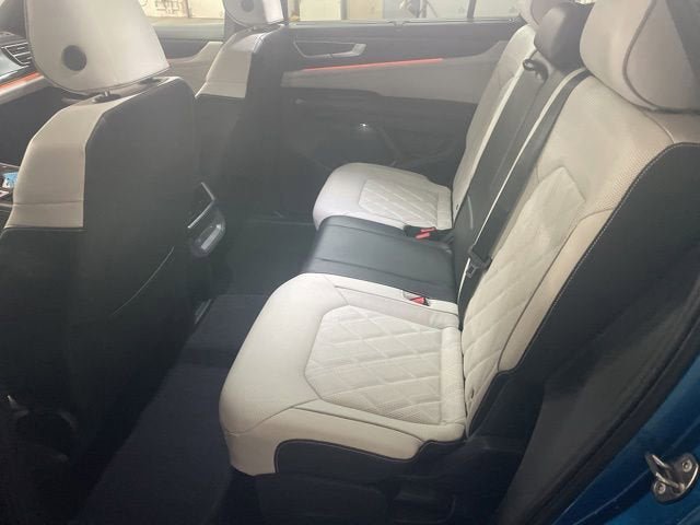 Certified 2024 Volkswagen Atlas Cross Sport SEL Premium R-Line AWD/4WD image 14