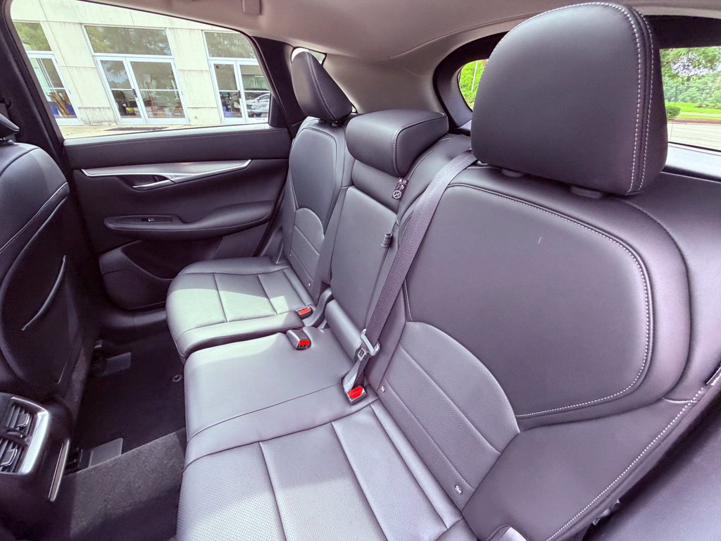 Used 2024 INFINITI QX50 Luxe w/ Cargo Package AWD/4WD image 13