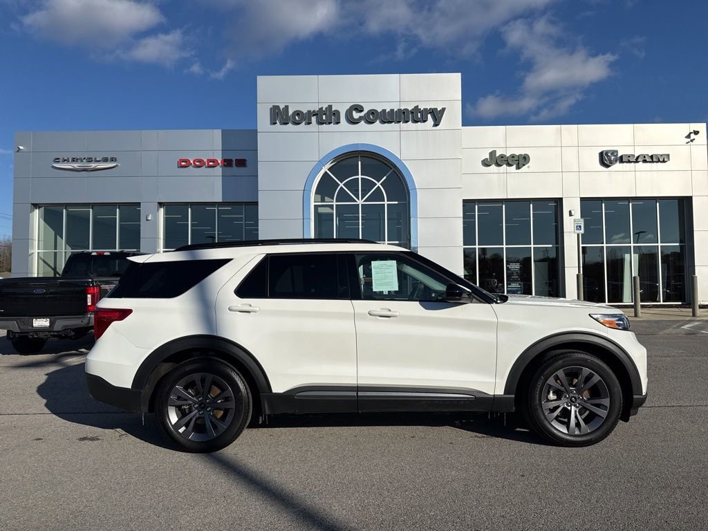 Used 2024 Ford Explorer XLT w/ Equipment Group 202A image 1