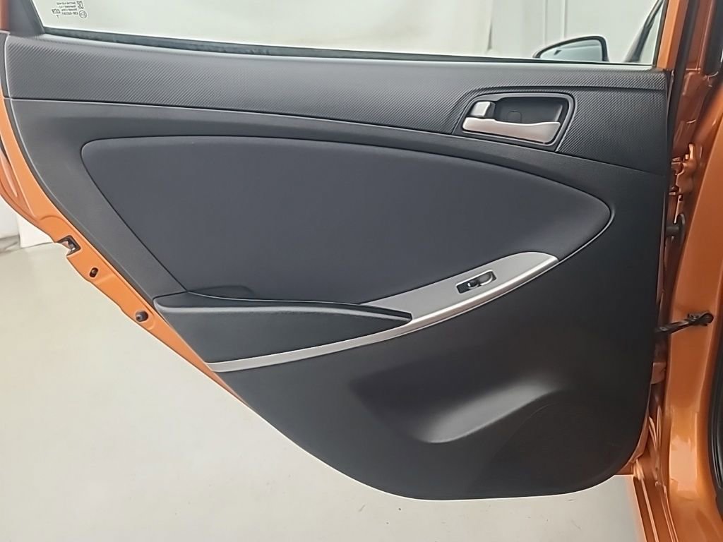 Used 2017 Hyundai Accent SE FWD image 18