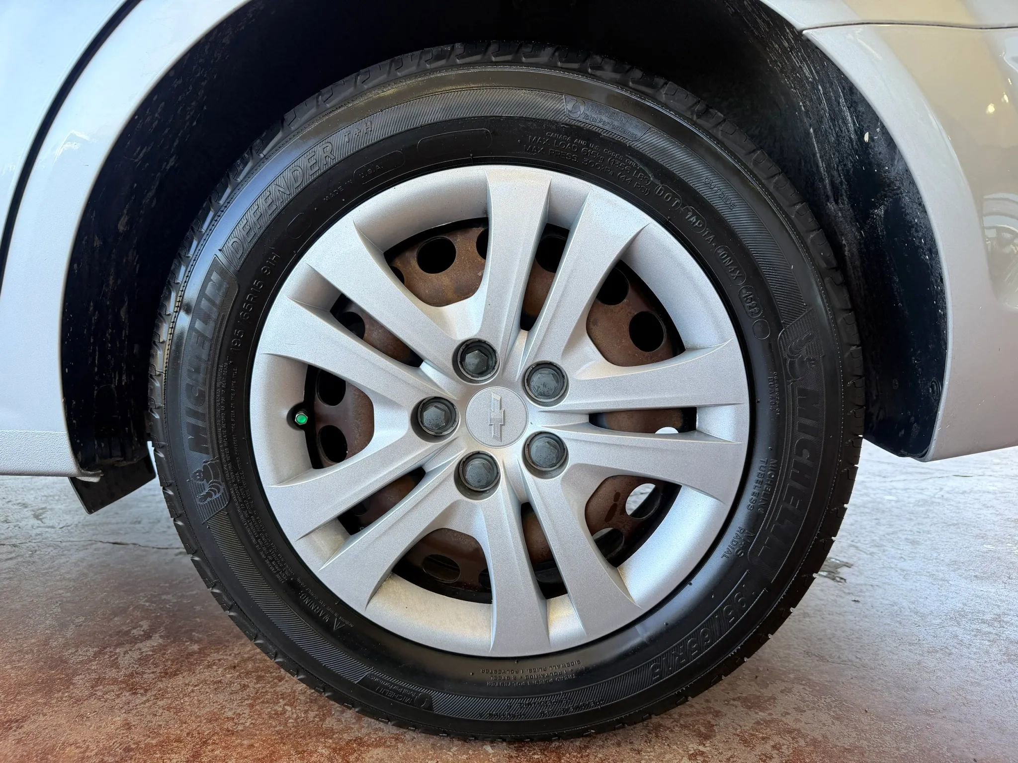 Used 2018 Chevrolet Sonic LS image 23