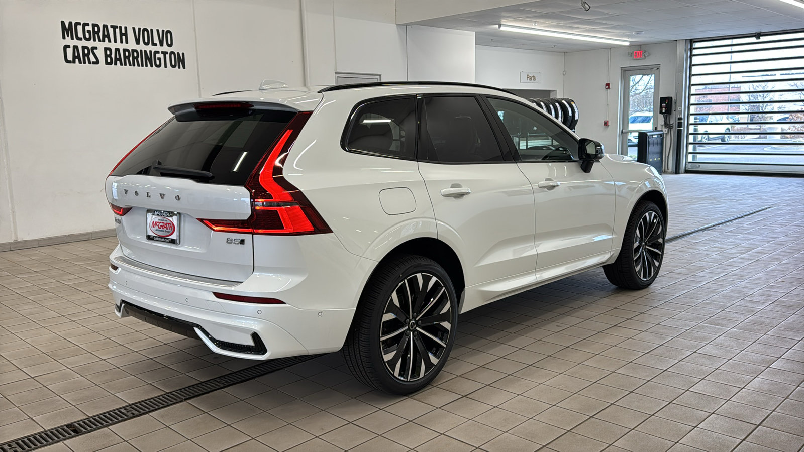 New 2026 Volvo XC60 B5 Ultra w/ Protection Package Premier AWD/4WD image 5