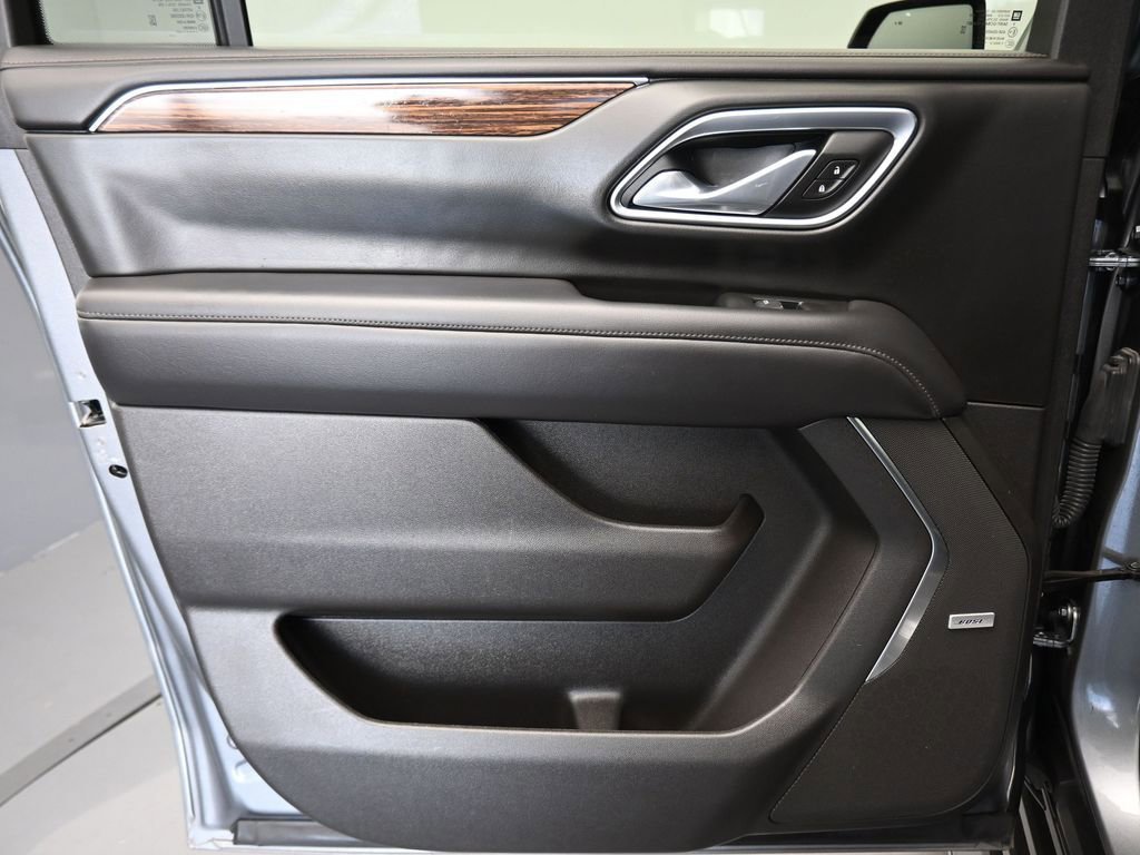 Used 2021 Chevrolet Suburban High Country image 39