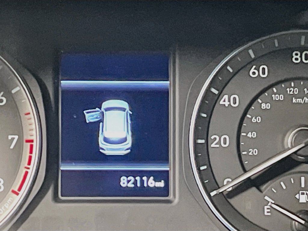 Used 2021 Hyundai Kona SE w/ Cargo Package FWD image 19