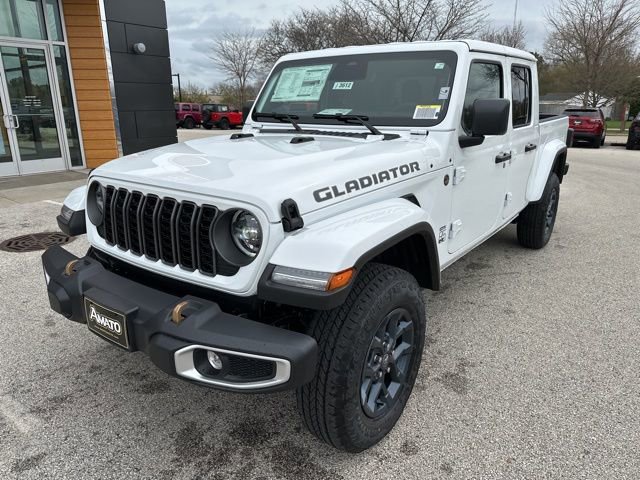 New 2026 Jeep Gladiator Sport AWD/4WD image 2