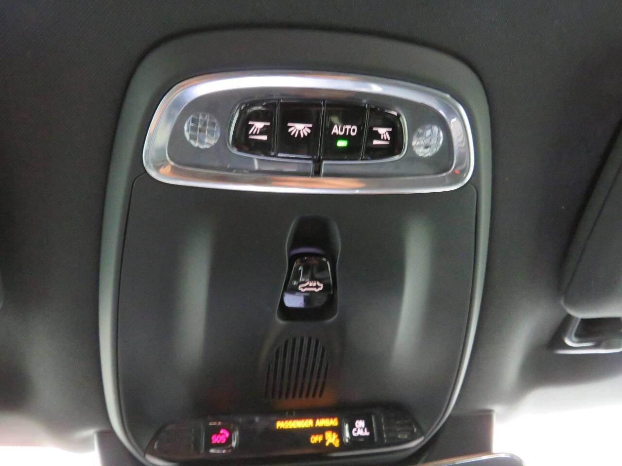 Used 2019 Volvo XC90 T6 Momentum w/ Protection Package Premier image 27