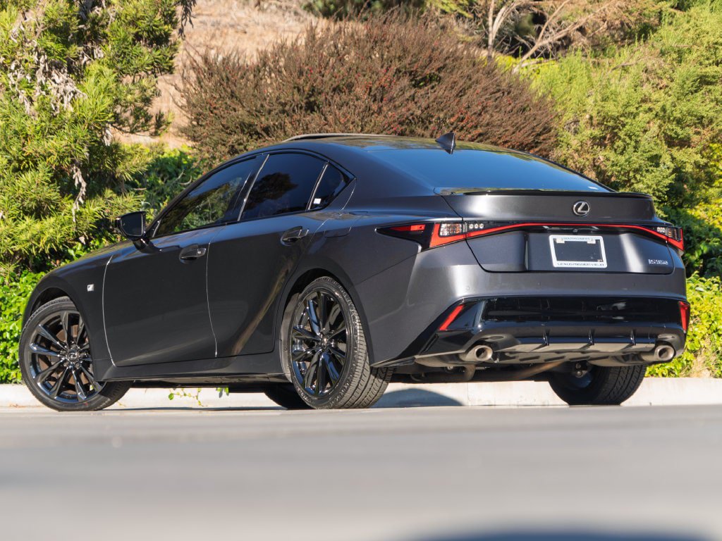 Certified 2025 Lexus IS 350 F Sport RWD image 2