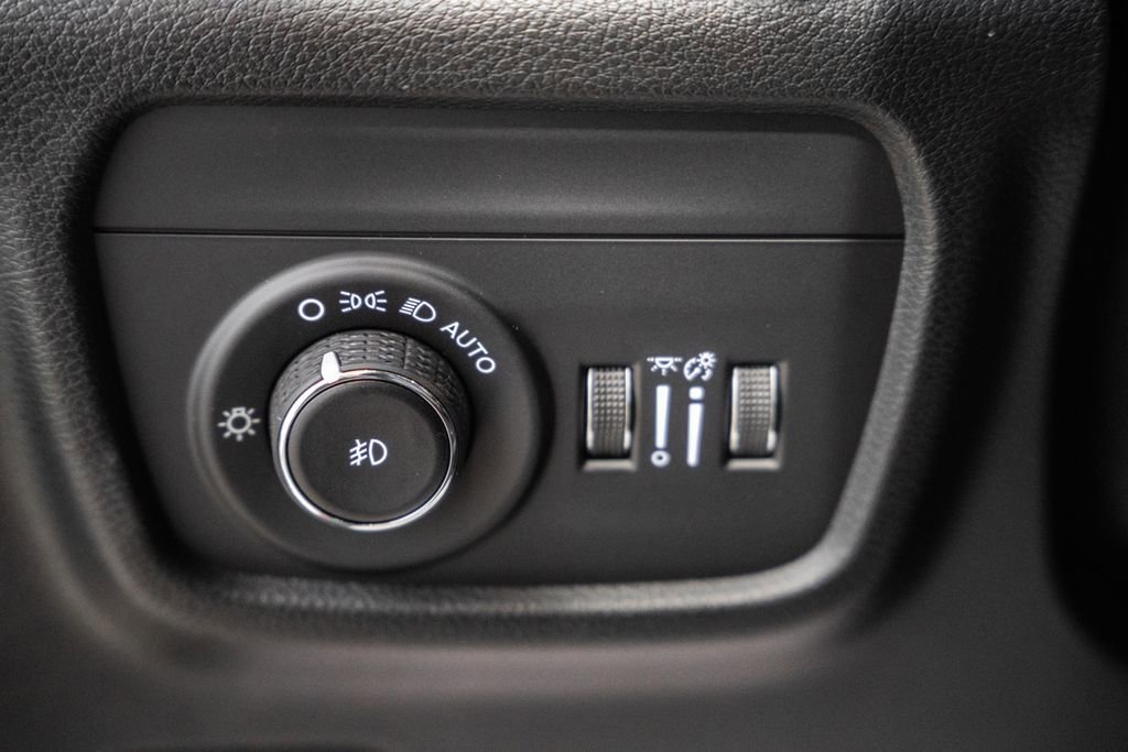 New 2026 Jeep Grand Cherokee Limited AWD/4WD image 43