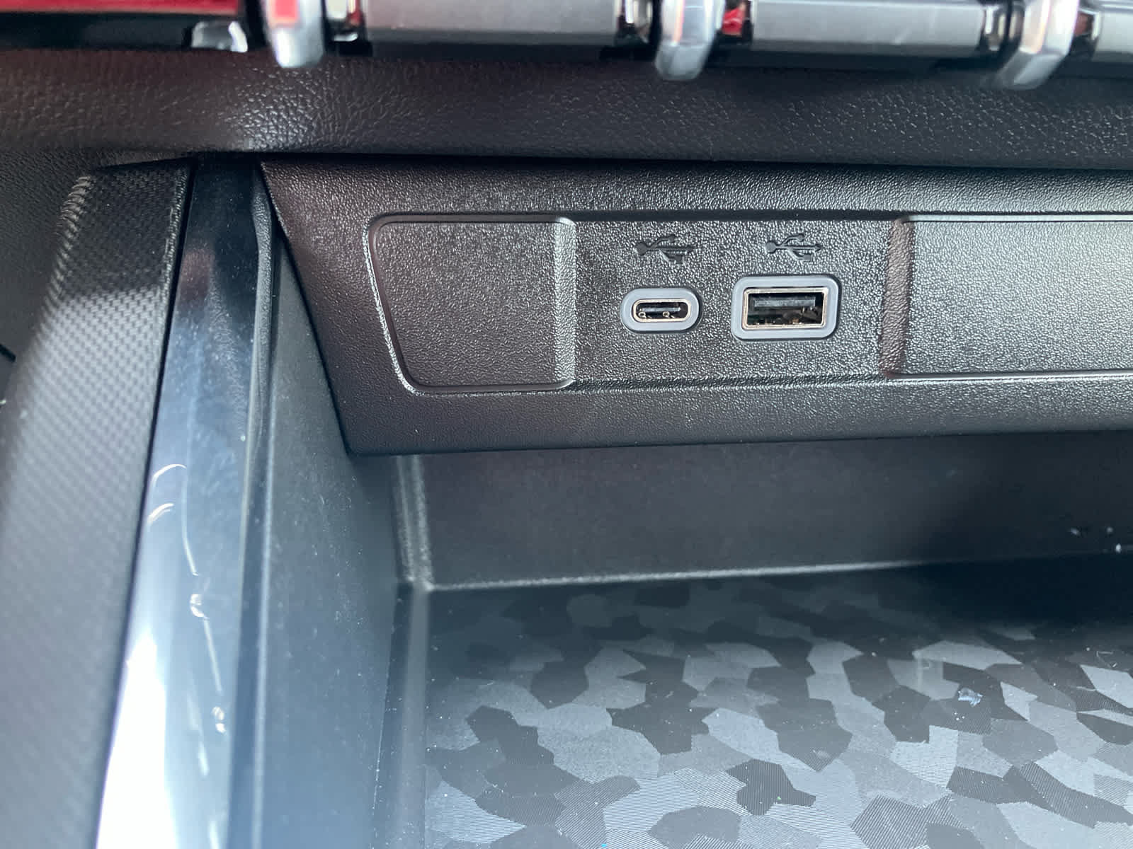 New 2026 GMC Canyon Elevation w/ Convenience Package RWD image 27