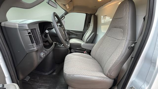 New 2024 Chevrolet Express 3500 w/ Power Convenience Package RWD image 15