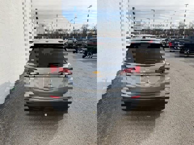 Used 2024 Chevrolet Equinox LS w/ LS Convenience Package image 6