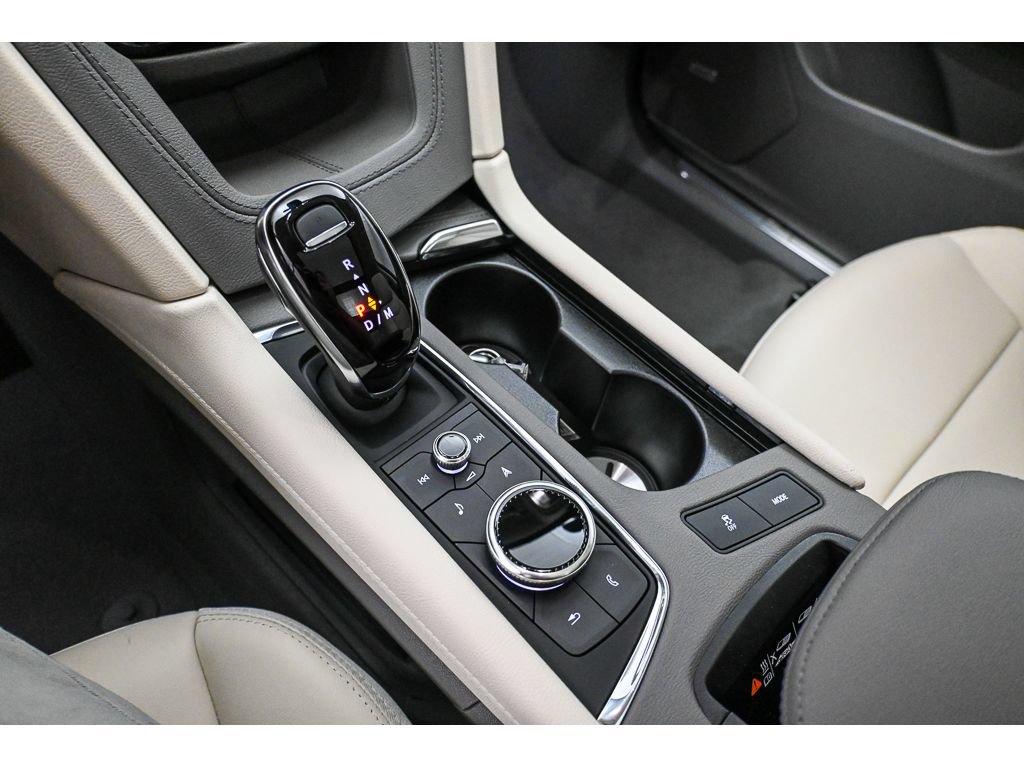 New 2026 Cadillac XT5 Premium Luxury w/ Driver Assist Package AWD/4WD image 19