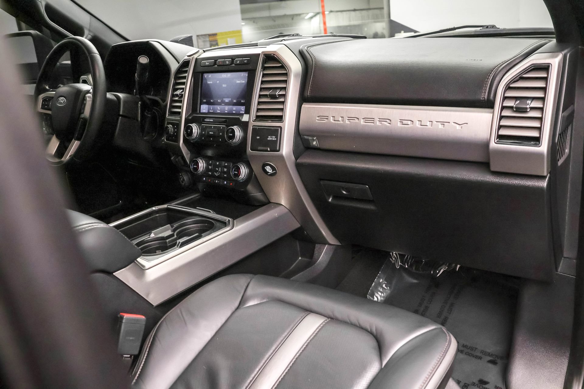Used 2020 Ford F250 Platinum w/ Tremor Off-Road Package image 37