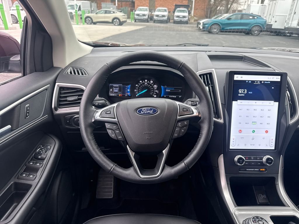 Used 2023 Ford Edge SEL w/ Convenience Package image 19