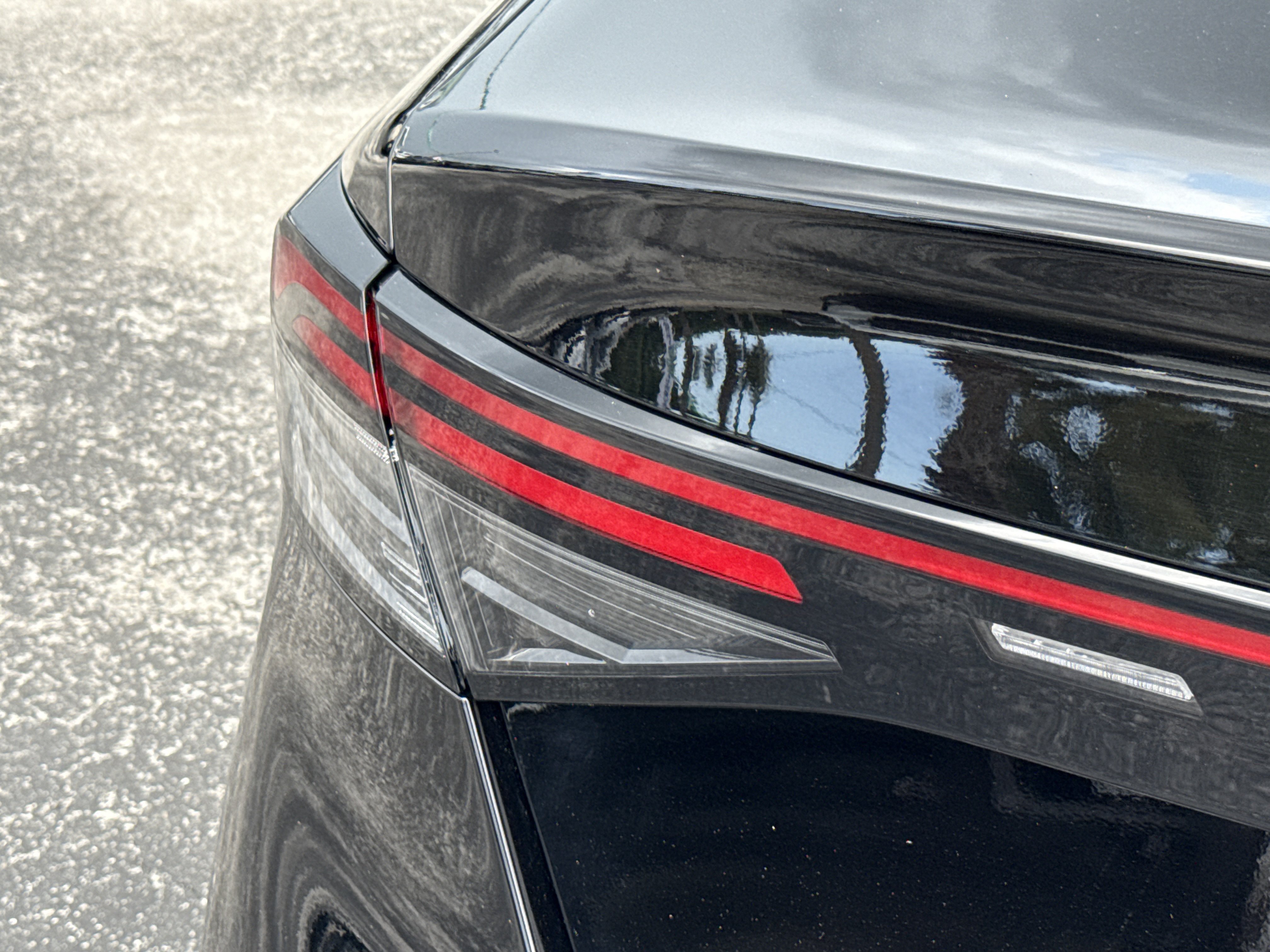Certified 2023 Honda Accord EX image 15