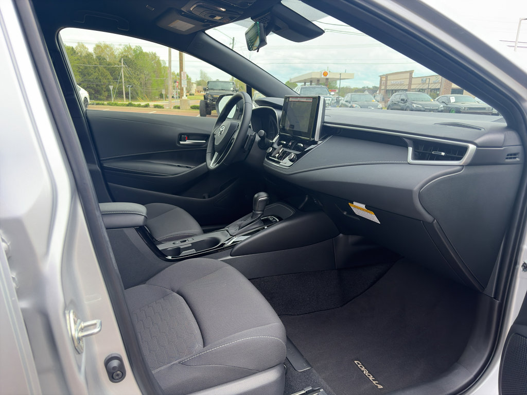Used 2025 Toyota Corolla SE image 19