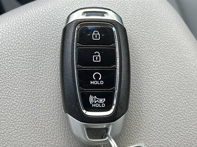 Certified 2022 Hyundai Kona Limited w/ Cargo Package FWD image 33