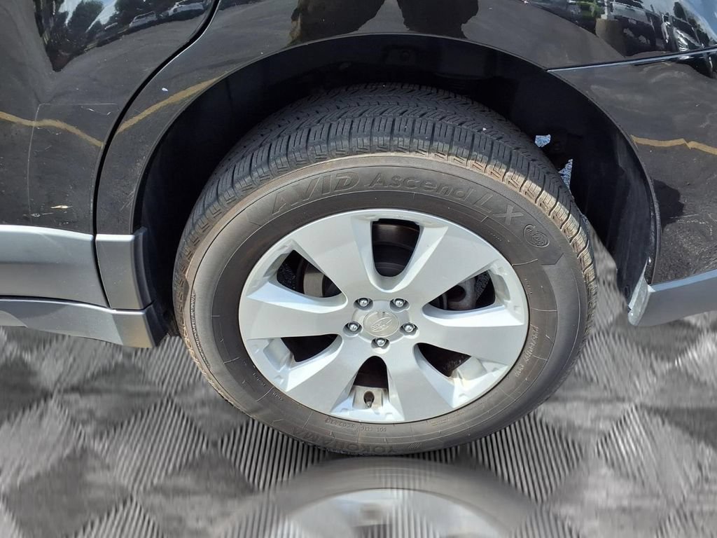 Used 2011 Subaru Outback 2.5i Limited AWD/4WD image 22