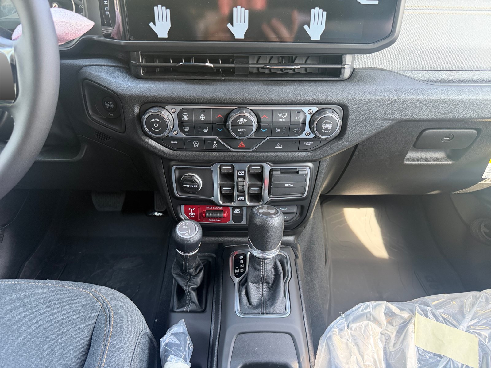 New 2026 Jeep Wrangler Unlimited Sport AWD/4WD image 13