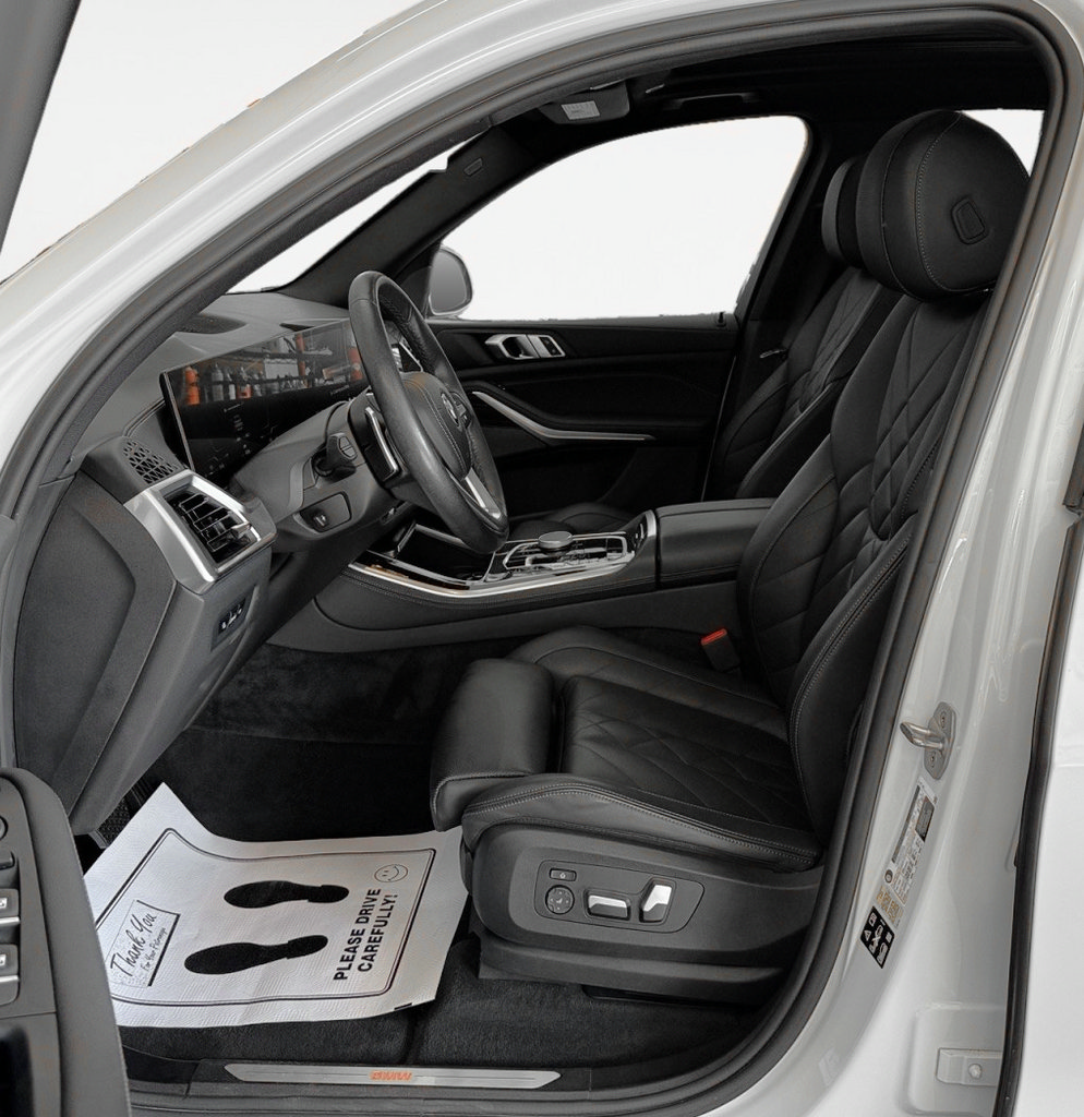 Used 2024 BMW X5 xDrive40i w/ Premium Package AWD/4WD image 12