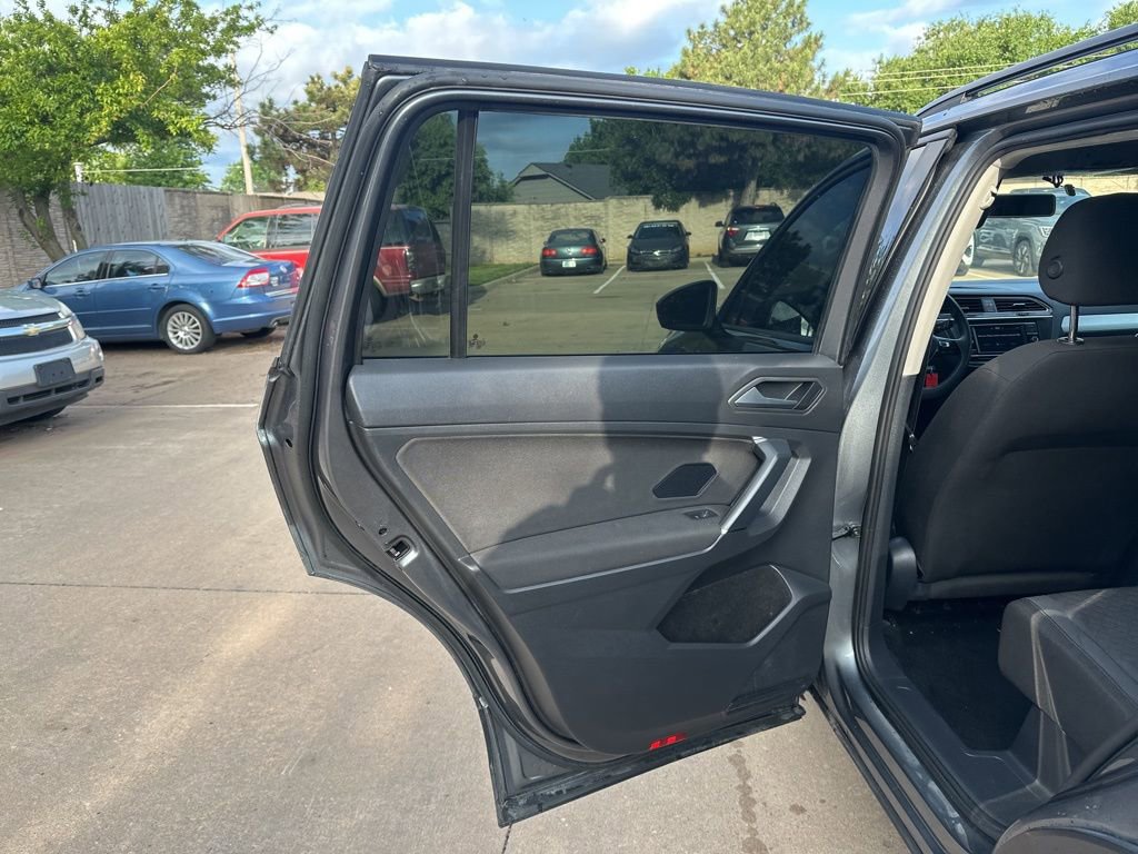 Used 2020 Volkswagen Tiguan S FWD image 11
