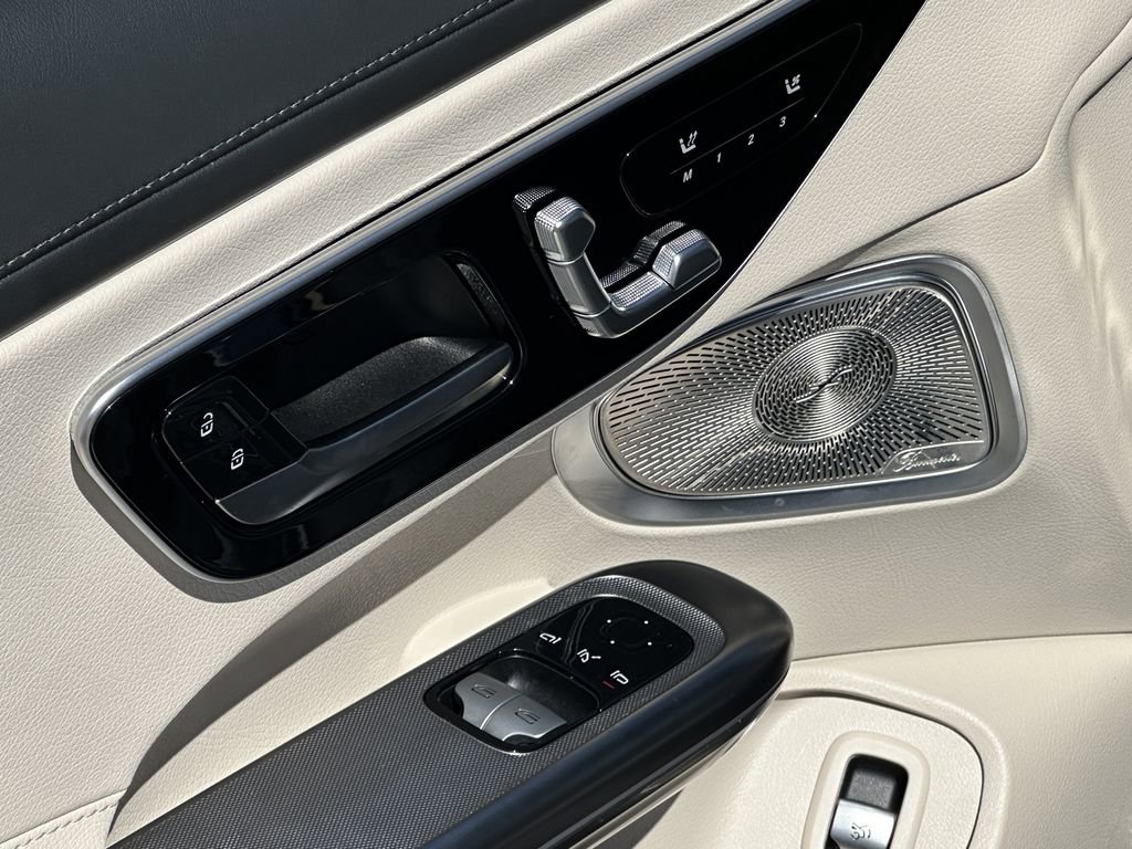 Used 2024 Mercedes-Benz CLE 300 4MATIC Coupe image 12