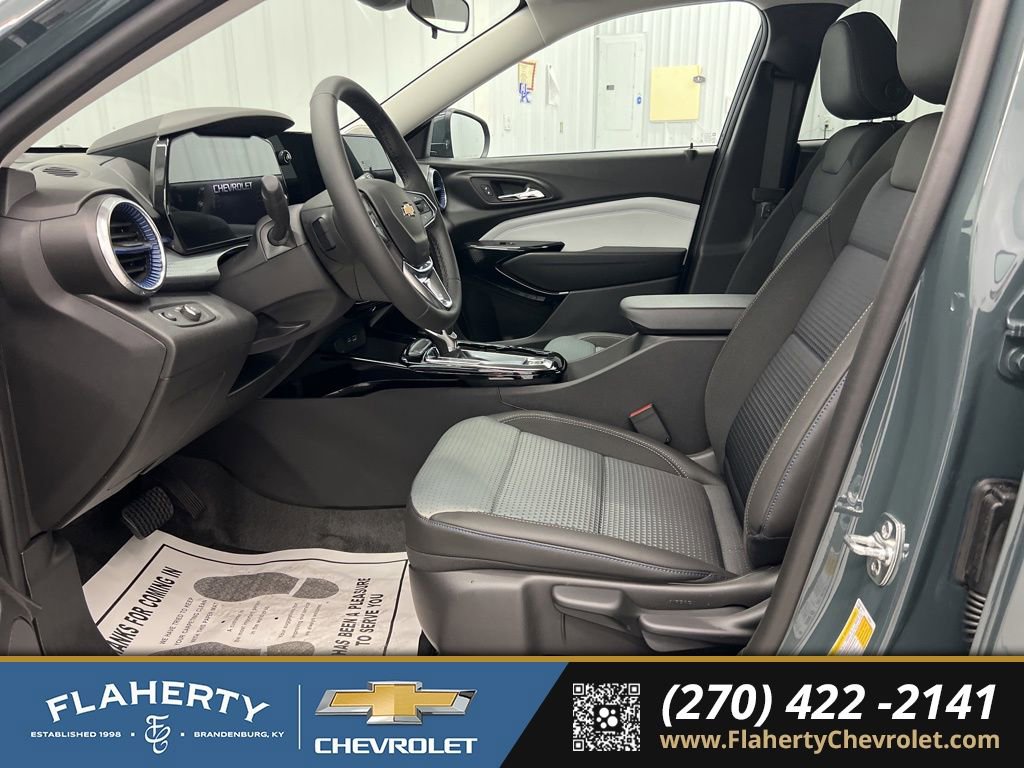 New 2026 Chevrolet Trax LT w/ LT Convenience Package image 9