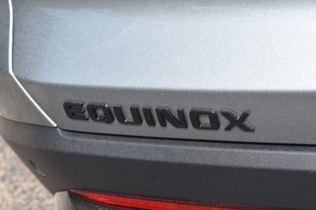 New 2027 Chevrolet Equinox RS w/ Convenience Package III FWD image 19
